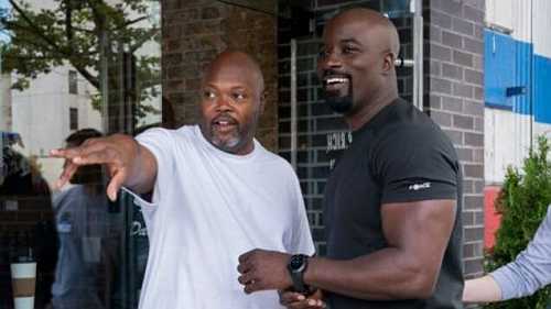 Luke Cage's Showrunner Says His Harshest Critics Helped Him Make the Second Season Bulletproof Luke Cage's Showrunner Says His Harshest Critics Helped Him Make the Second Season Bulletproof